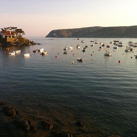 Apartamento con vistas al mar Cadaqués Exterior foto